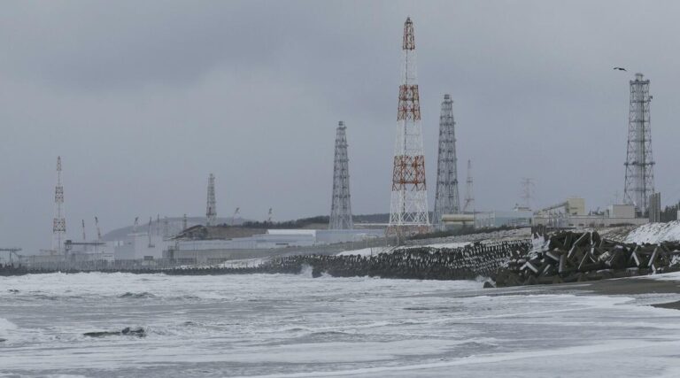 TEPCO prévoit de redémarrer son réacteur en début de semaine prochaine après un problème d'alarme