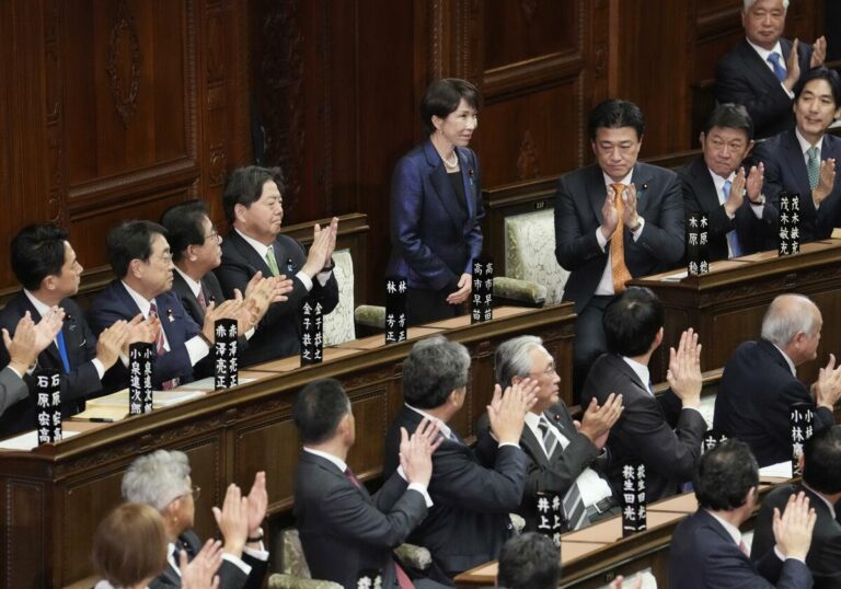 Takaichi réélu Premier ministre du Japon à la Diète après l'énorme victoire électorale du PLD