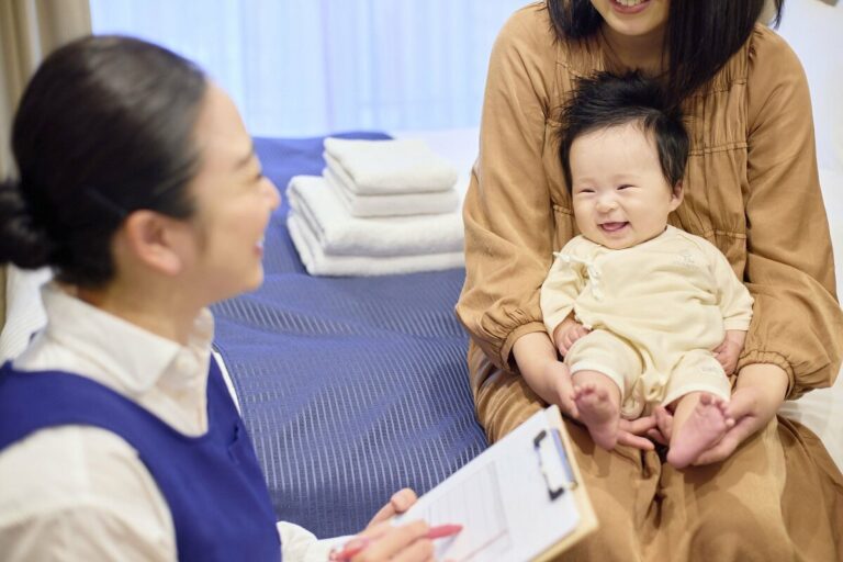 Les services de soins post-partum dans les hôtels gagnent du terrain auprès des nouvelles mères au Japon