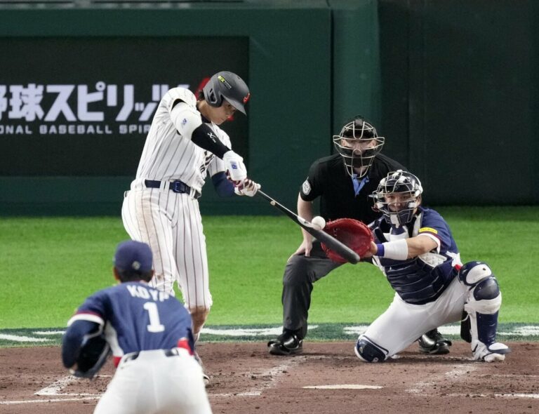 Suzuki marque deux circuits alors que le Japon bat la Corée du Sud pour sa deuxième victoire au WBC