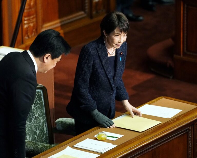 Un budget provisoire rare, un signal d'alarme pour l'approche centralisée du Premier ministre japonais