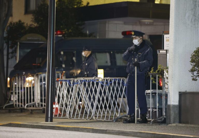 Un officier de la GSDF envoyé aux procureurs suite à son entrée dans l'ambassade de Chine à Tokyo