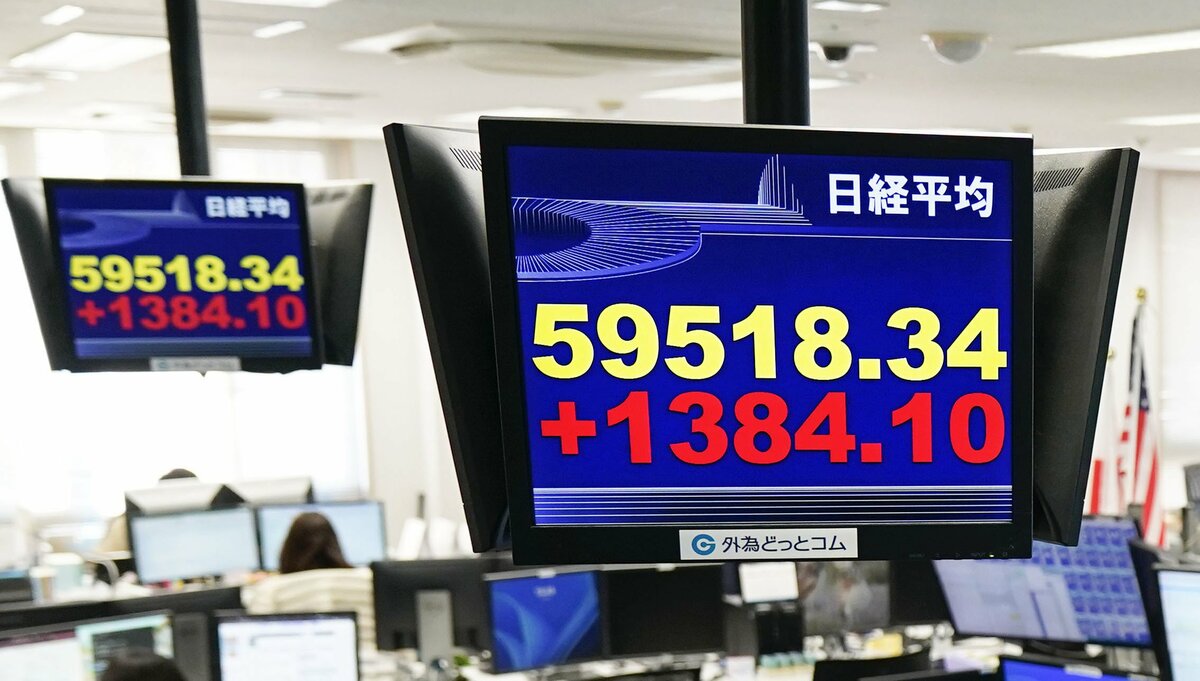 O índice Nikkei fechou em alta recorde devido às expectativas de negociações de paz entre os Estados Unidos e o Irã.