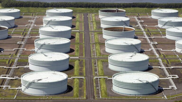 Le Japon envisage de libérer du pétrole pendant 20 jours supplémentaires, le passage d'Ormuz n'étant pas clair