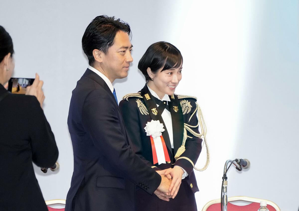 O partido governista do Japão foi criticado por chantagear um membro das Forças de Autodefesa em uma convenção.