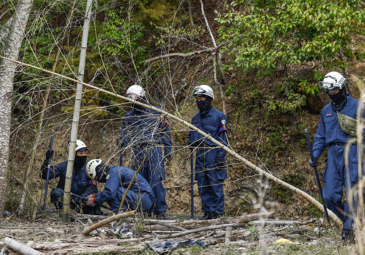 Um corpo não identificado foi encontrado durante uma busca de três semanas por um menino desaparecido na província de Kyoto.