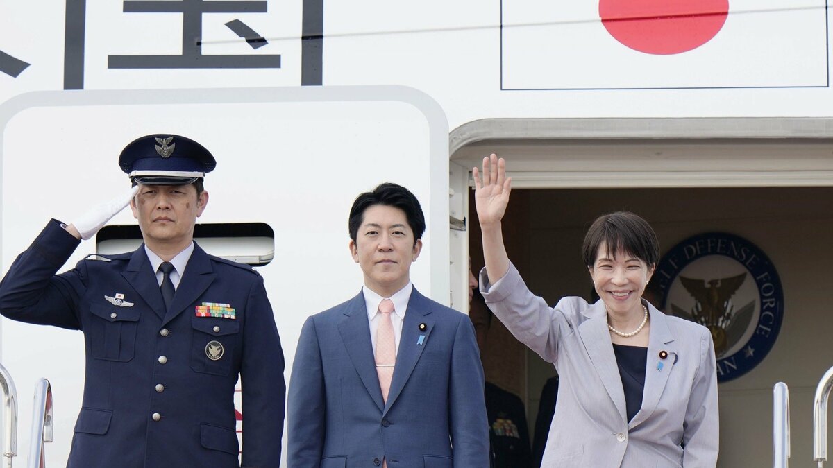 Il primo ministro giapponese Takaichi inizia un viaggio in Vietnam e Australia per colloqui al vertice.