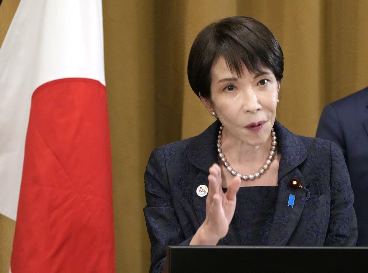 Le Premier ministre japonais Takaichi envisage des visites en Grande-Bretagne et en Italie avant le G7 en France en juin