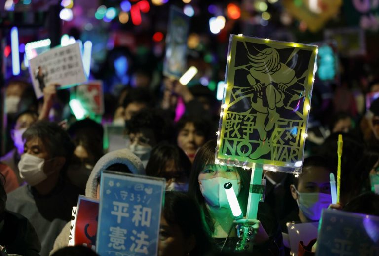 FOCUS : Les partis de gauche japonais se trouvent à la croisée des chemins alors que le récit de l'après-guerre s'estompe
