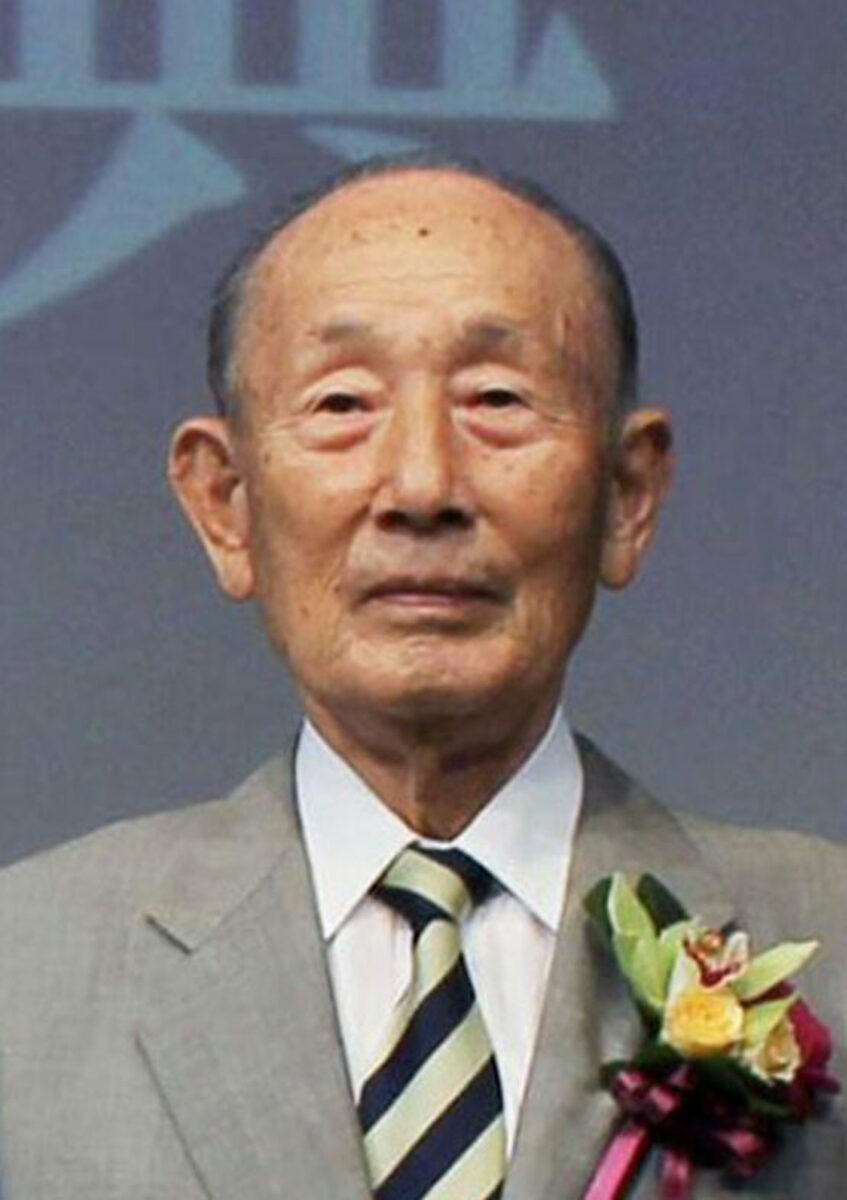Football : l'ancien sélectionneur japonais Shimomura, survivant de la bombe atomique, est décédé à 94 ans