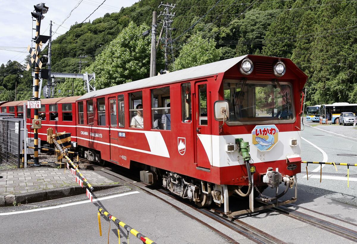 La ligne de train régional du Japon devient un service de train touristique sur réservation uniquement