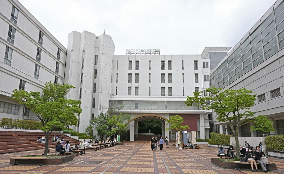 Au Japon, les écoles vont à l'encontre de la tendance mixte et restent des universités réservées aux femmes