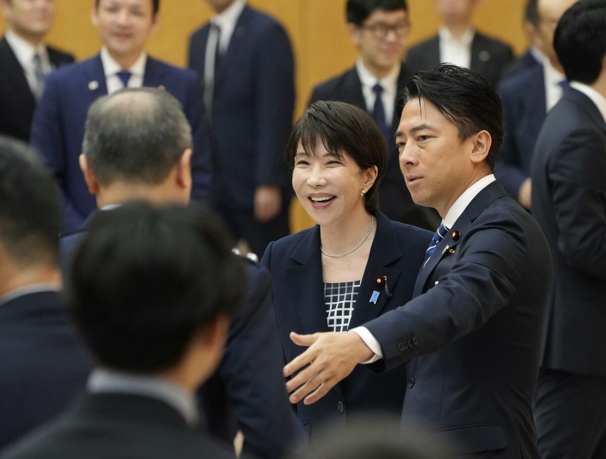 Le Japonais Koizumi restera probablement ministre de la Défense lors du remaniement ministériel