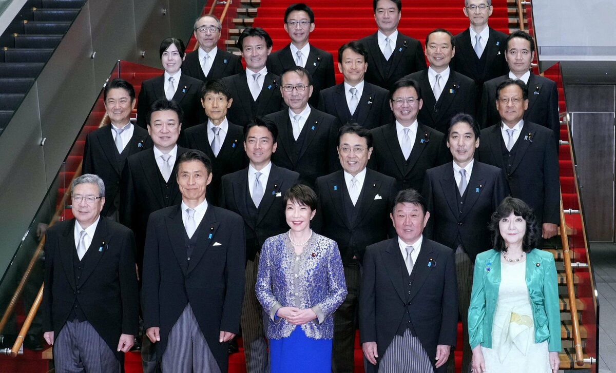 Le Premier ministre japonais remanie son cabinet, conserve les ministres clés et un allié de la coalition obtient un poste