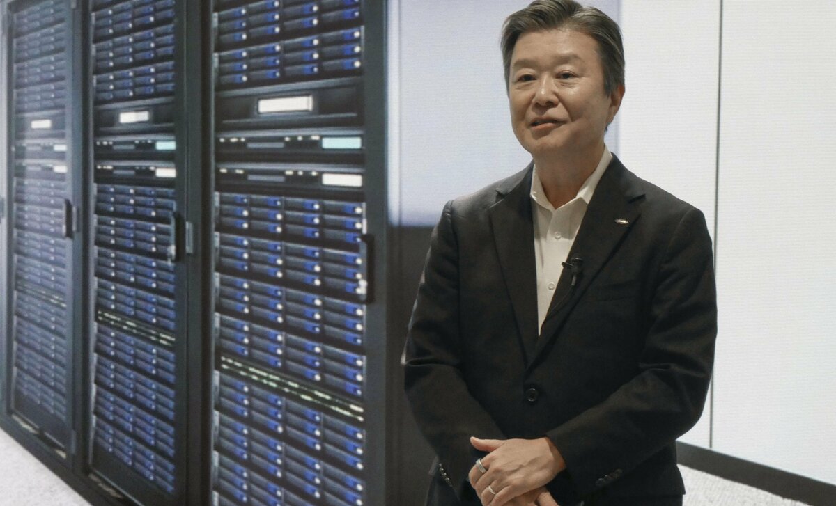 Le japonais Sharp commence à prendre des commandes nationales de serveurs IA fabriqués par Foxconn
