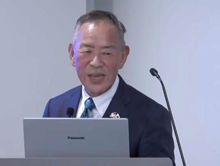 Le président de Rapidus envisage une usine de puces sur la Lune vers 2040