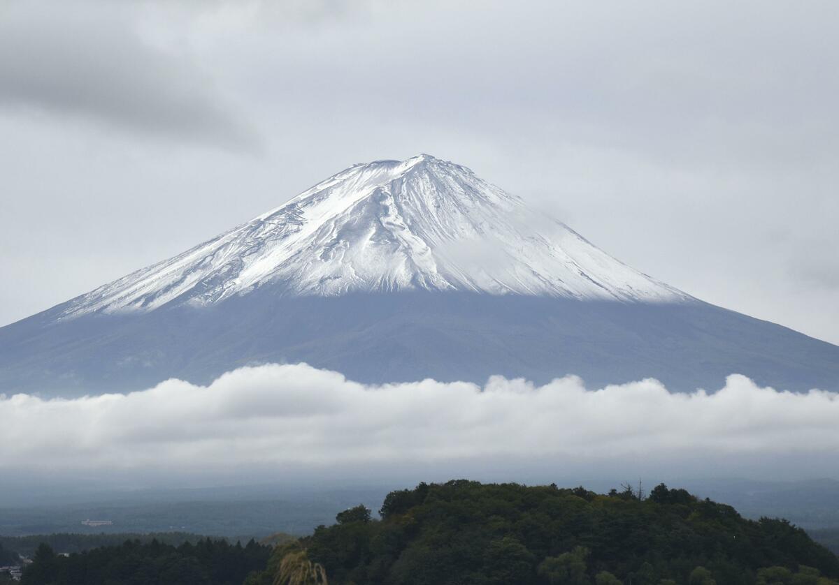 Préf. Yamanashi décide de facturer les sauvetages par hélicoptère sur le mont Fuji