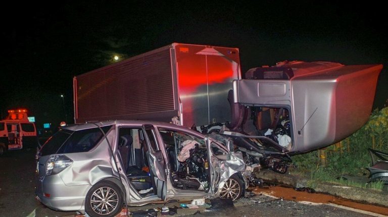 Une collision frontale entre un camion et une voiture fait 3 morts et 3 blessés dans l'ouest du Japon