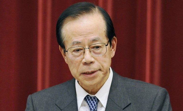 L'ancien Premier ministre japonais Fukuda, connu pour renforcer ses liens avec la Chine, est décédé à 90 ans 5 L'ancien Premier ministre japonais Fukuda, connu pour renforcer ses liens avec la Chine, est décédé à 90 ans