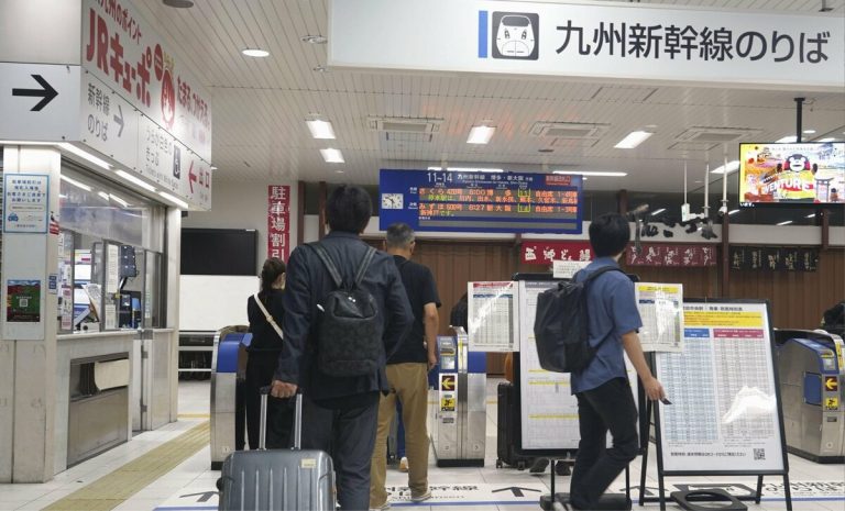 Les services de trains à grande vitesse dans le sud-ouest du Japon reprennent complètement après un contrôle de sécurité 6 Les services de trains à grande vitesse dans le sud-ouest du Japon reprennent complètement après un contrôle de sécurité