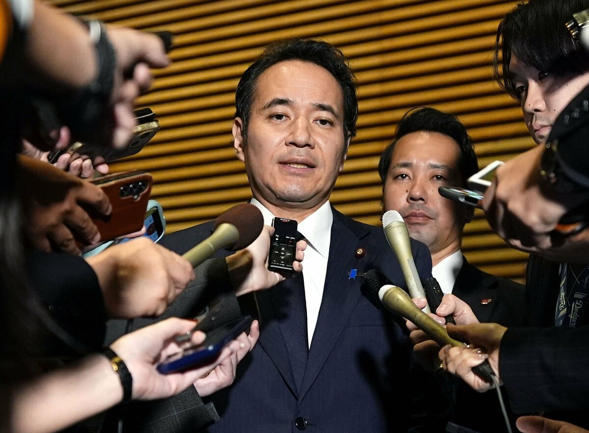 Takaichi limoge le ministre de l'Agriculture en difficulté alors que des scandales menacent l'agenda politique